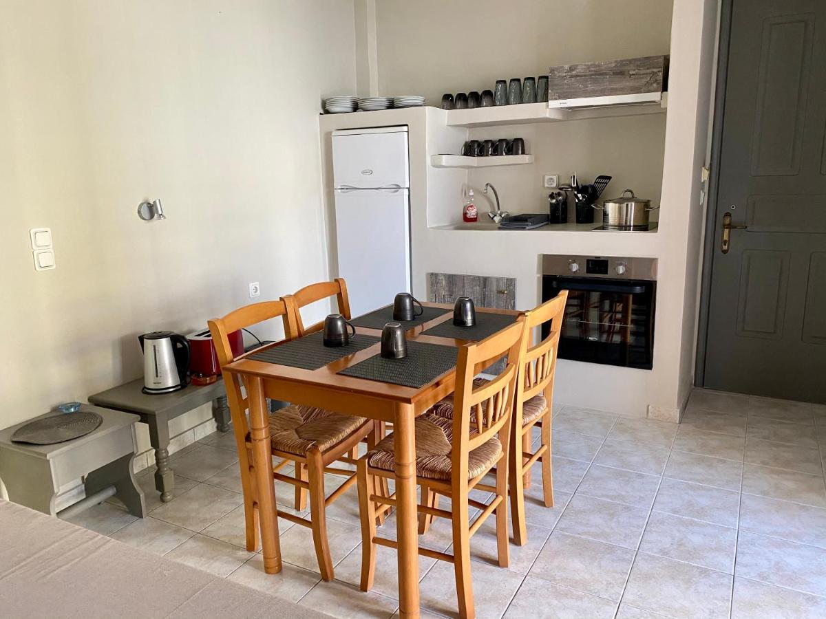 Pelagias Apartments Agia Efimia Eksteriør bilde