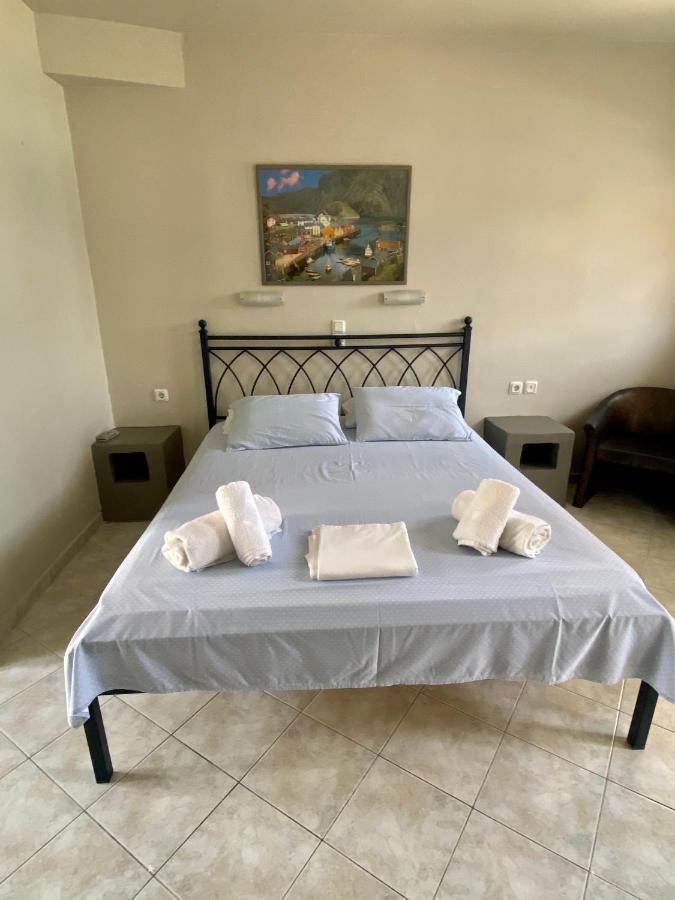 Pelagias Apartments Agia Efimia Eksteriør bilde