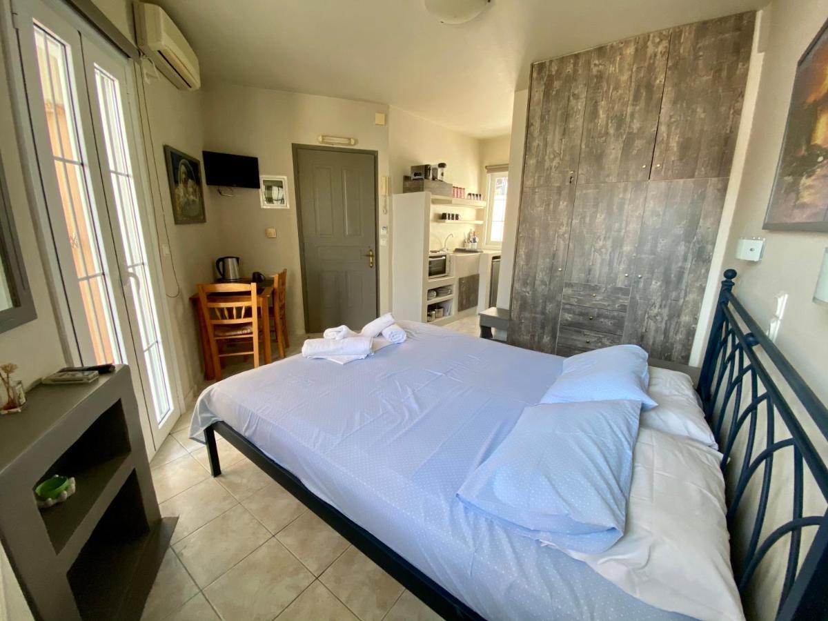 Pelagias Apartments Agia Efimia Eksteriør bilde