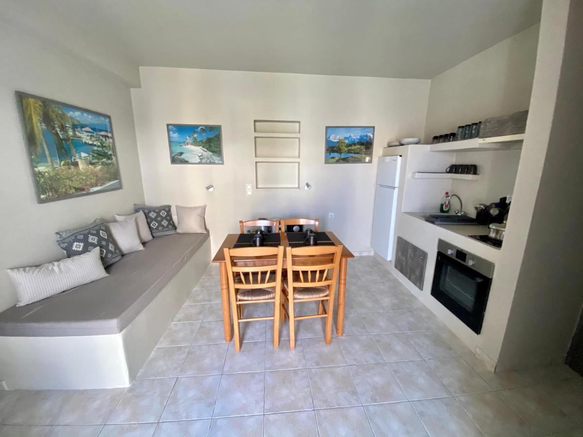 Pelagias Apartments Agia Efimia Eksteriør bilde