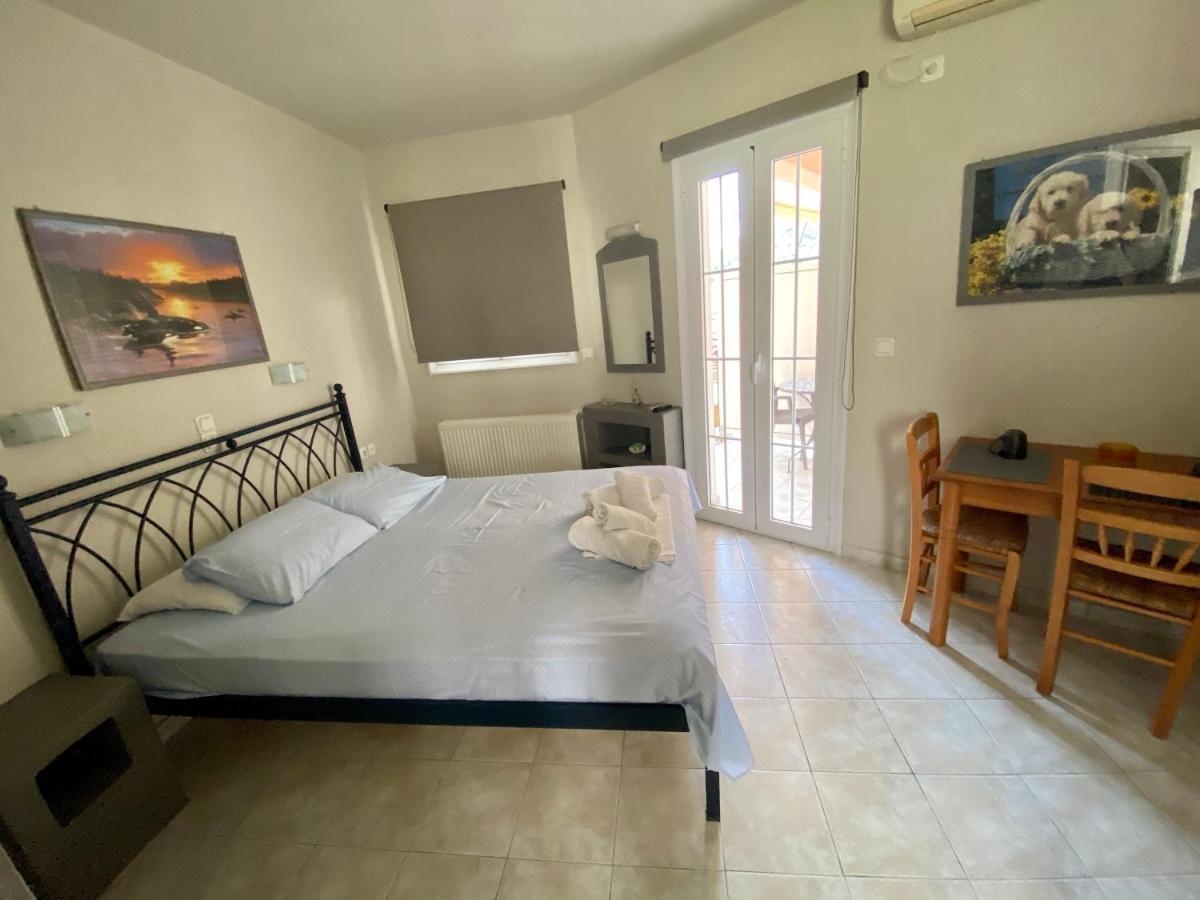 Pelagias Apartments Agia Efimia Eksteriør bilde