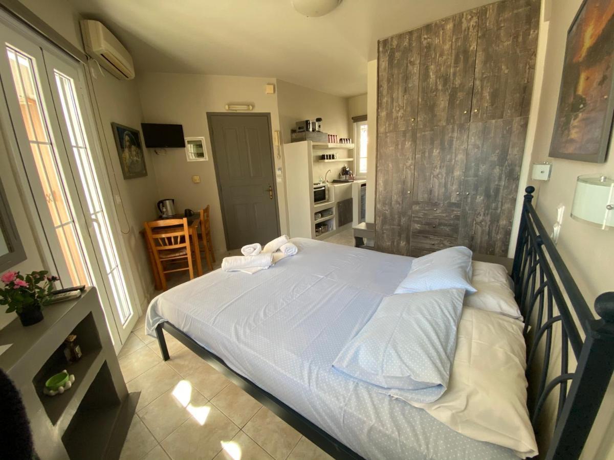 Pelagias Apartments Agia Efimia Eksteriør bilde
