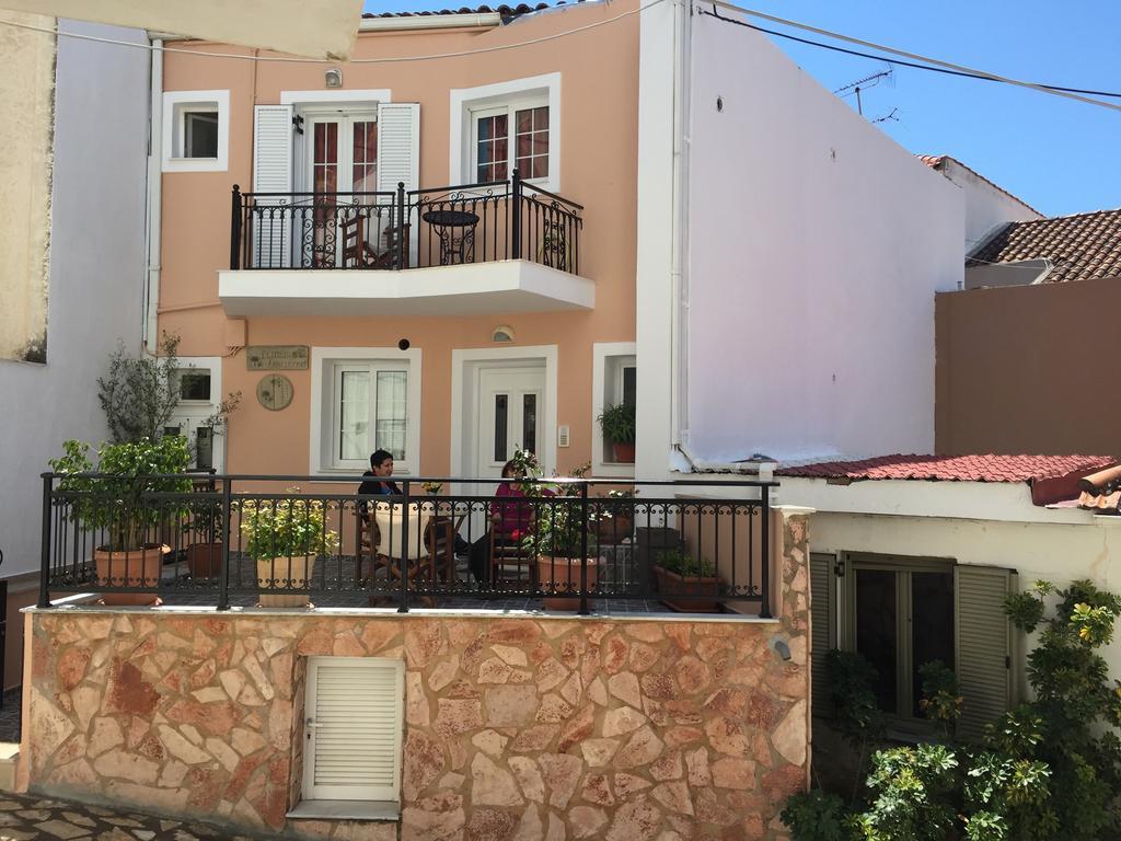 Pelagias Apartments Agia Efimia Eksteriør bilde